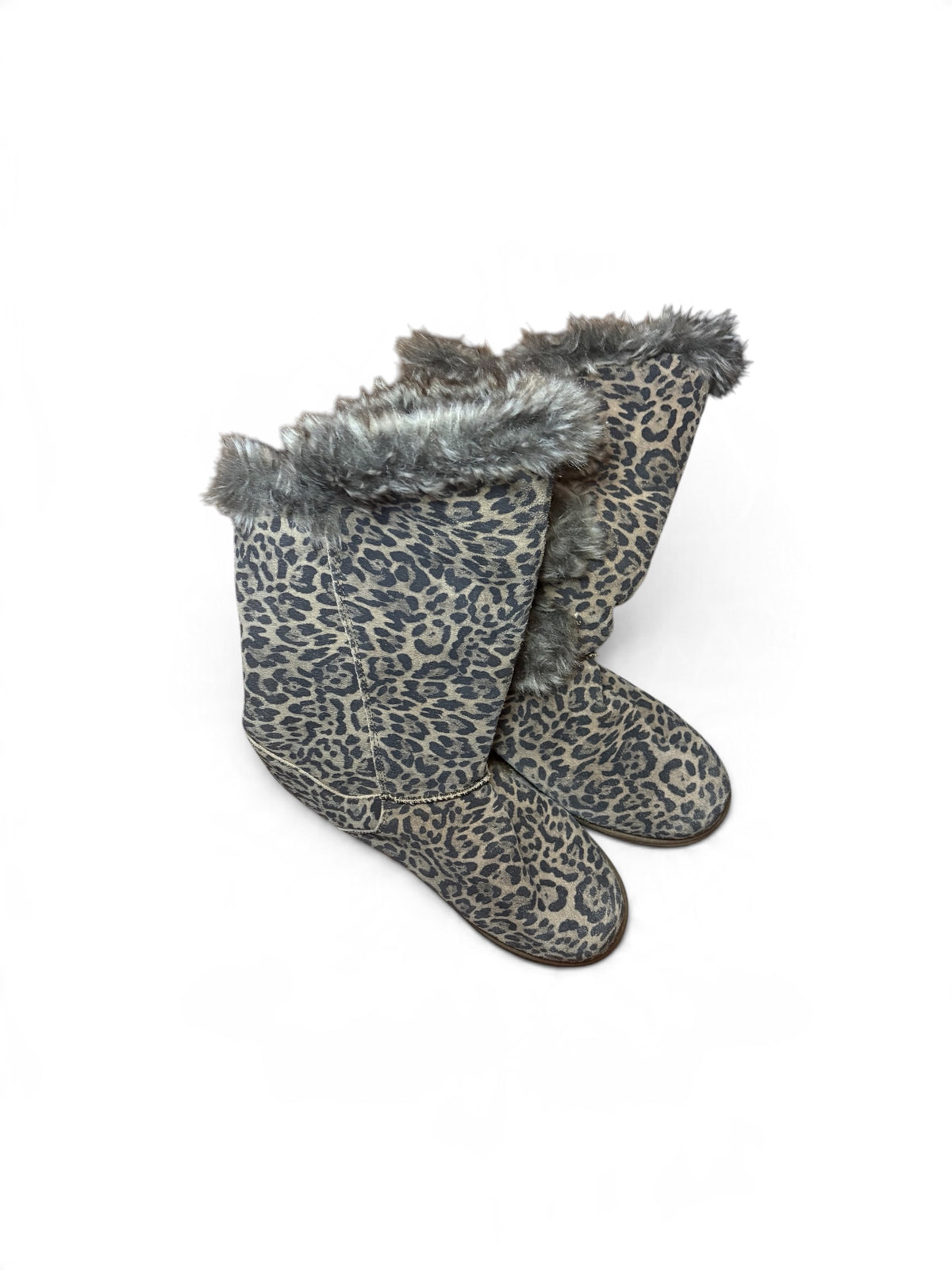 Bearpaw Leopard Print Boots
