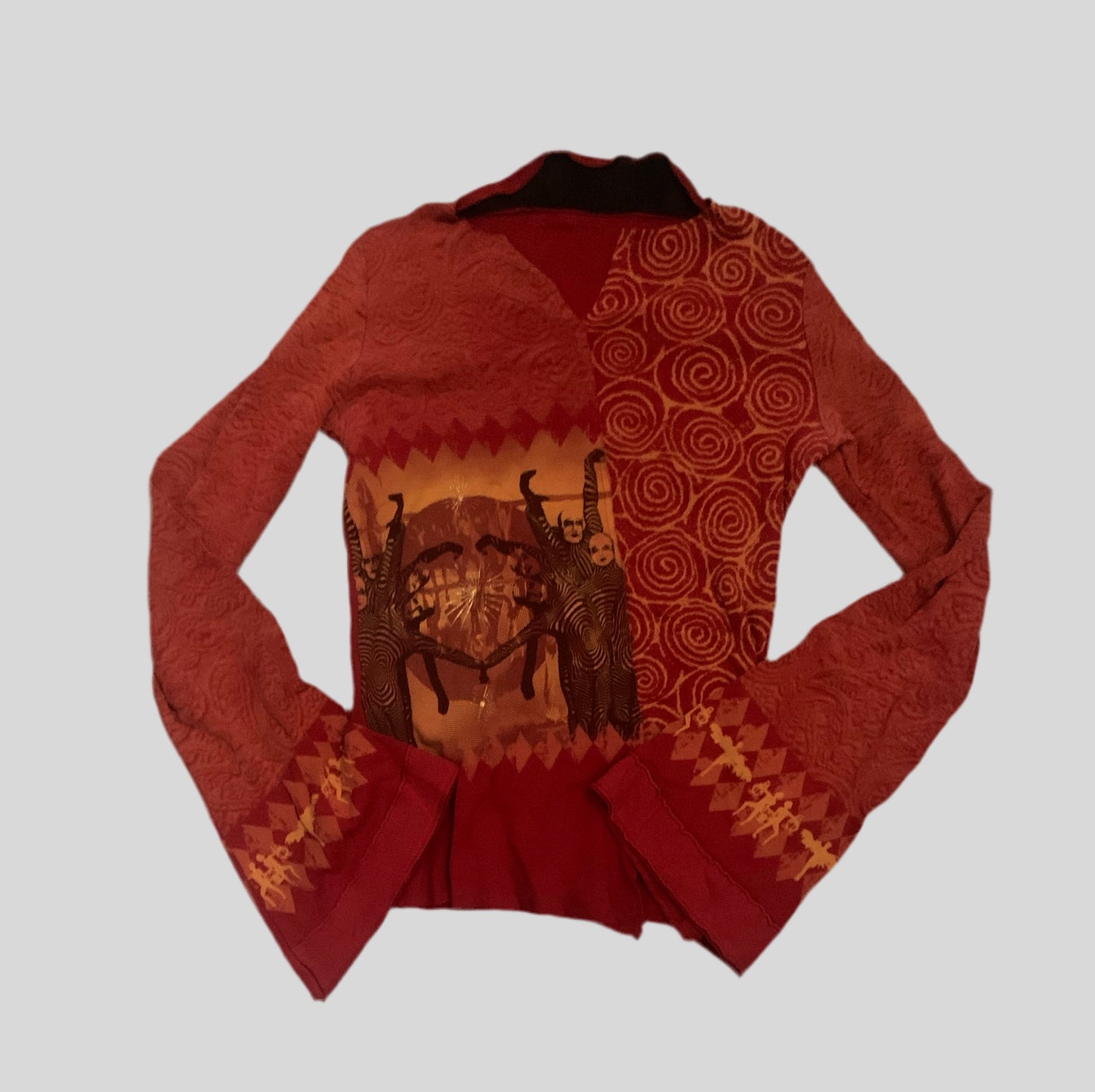 Euro Vintage Y2K Long Sleeve