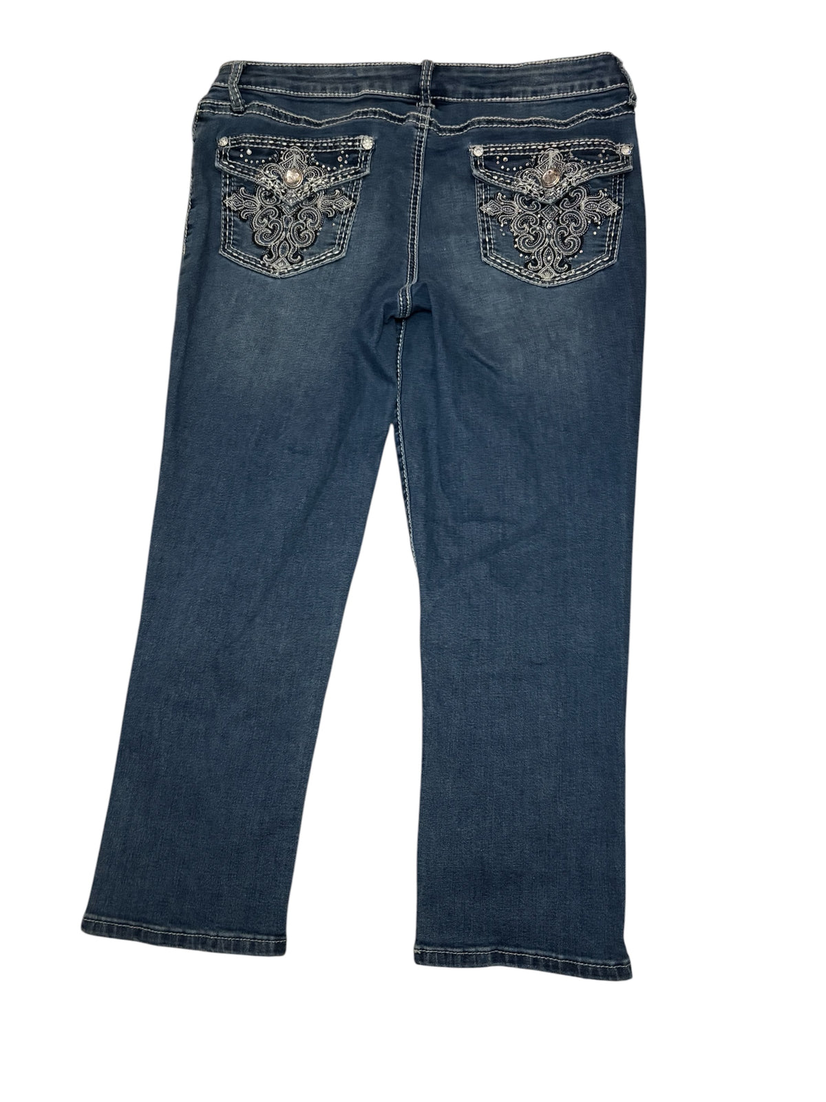 Apt 9 Capris